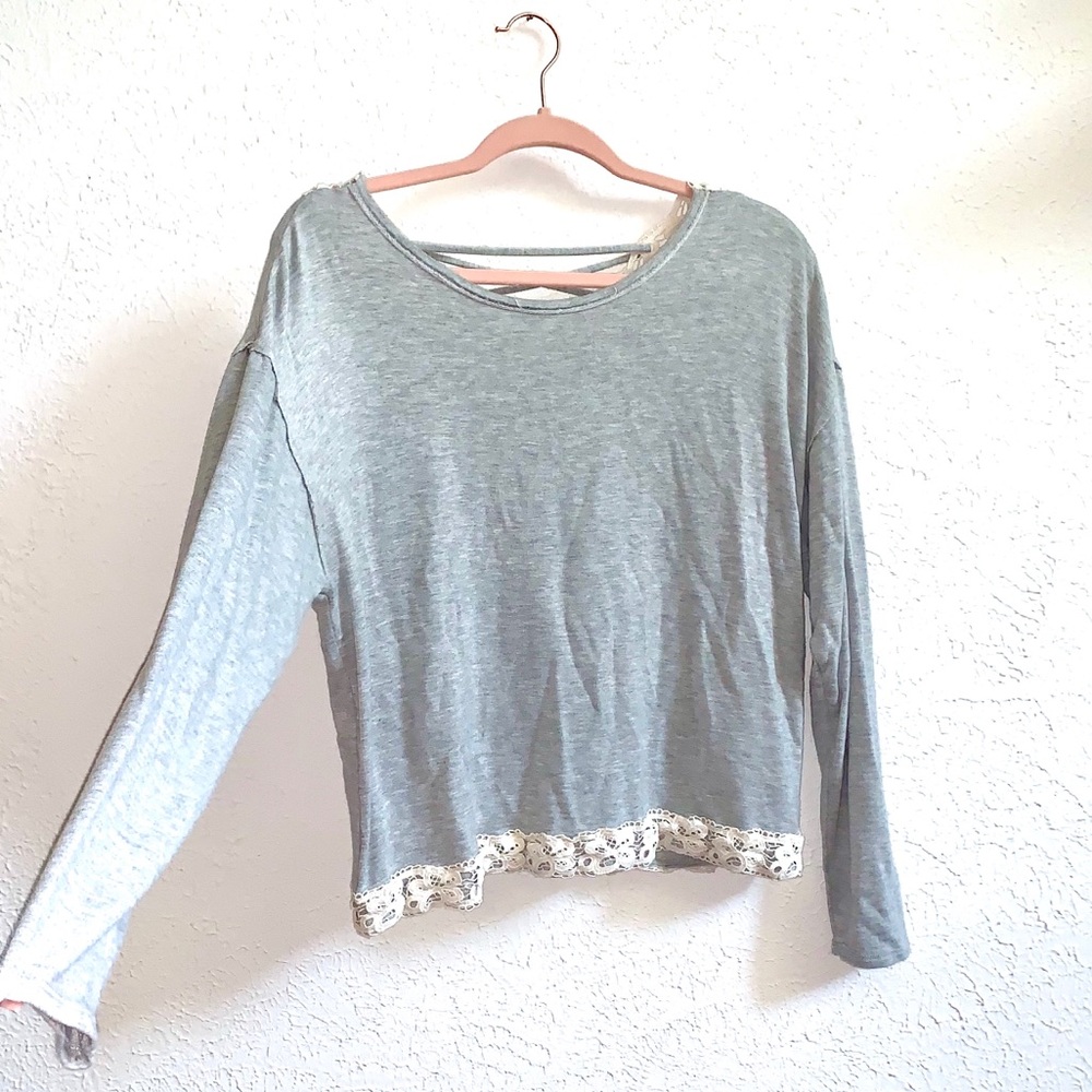 Xhilaration large soft grey white lace crop top